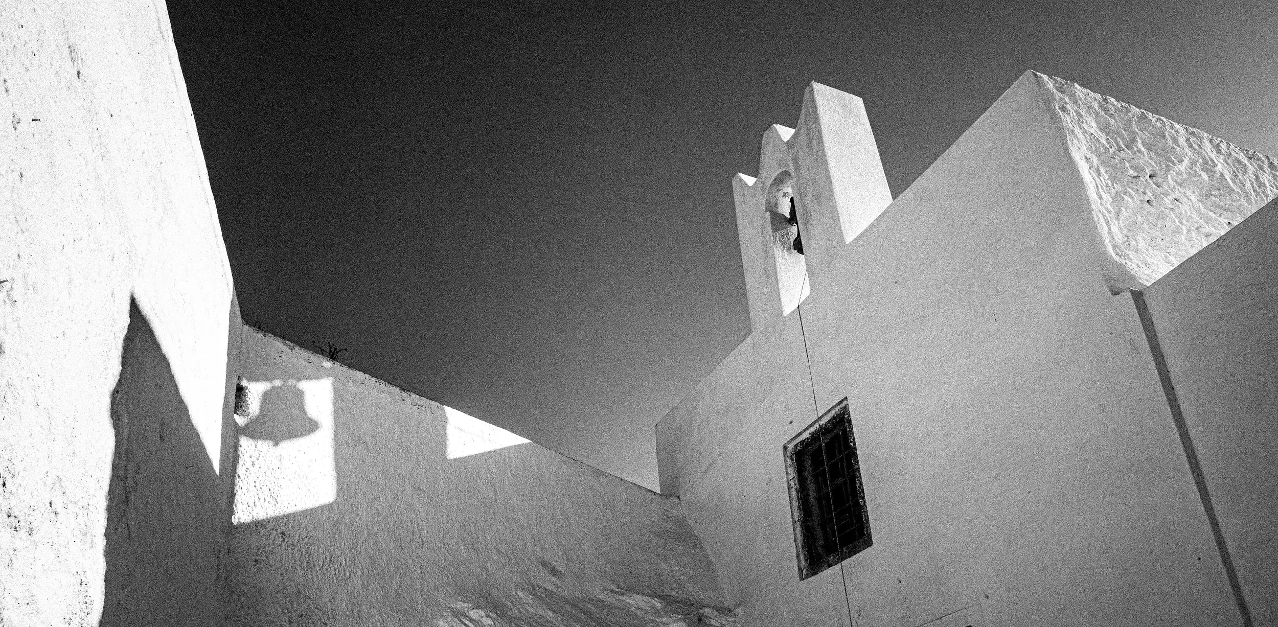 Scene on Santorini, Greece - Chorōs black and white photography project by George Tatakis