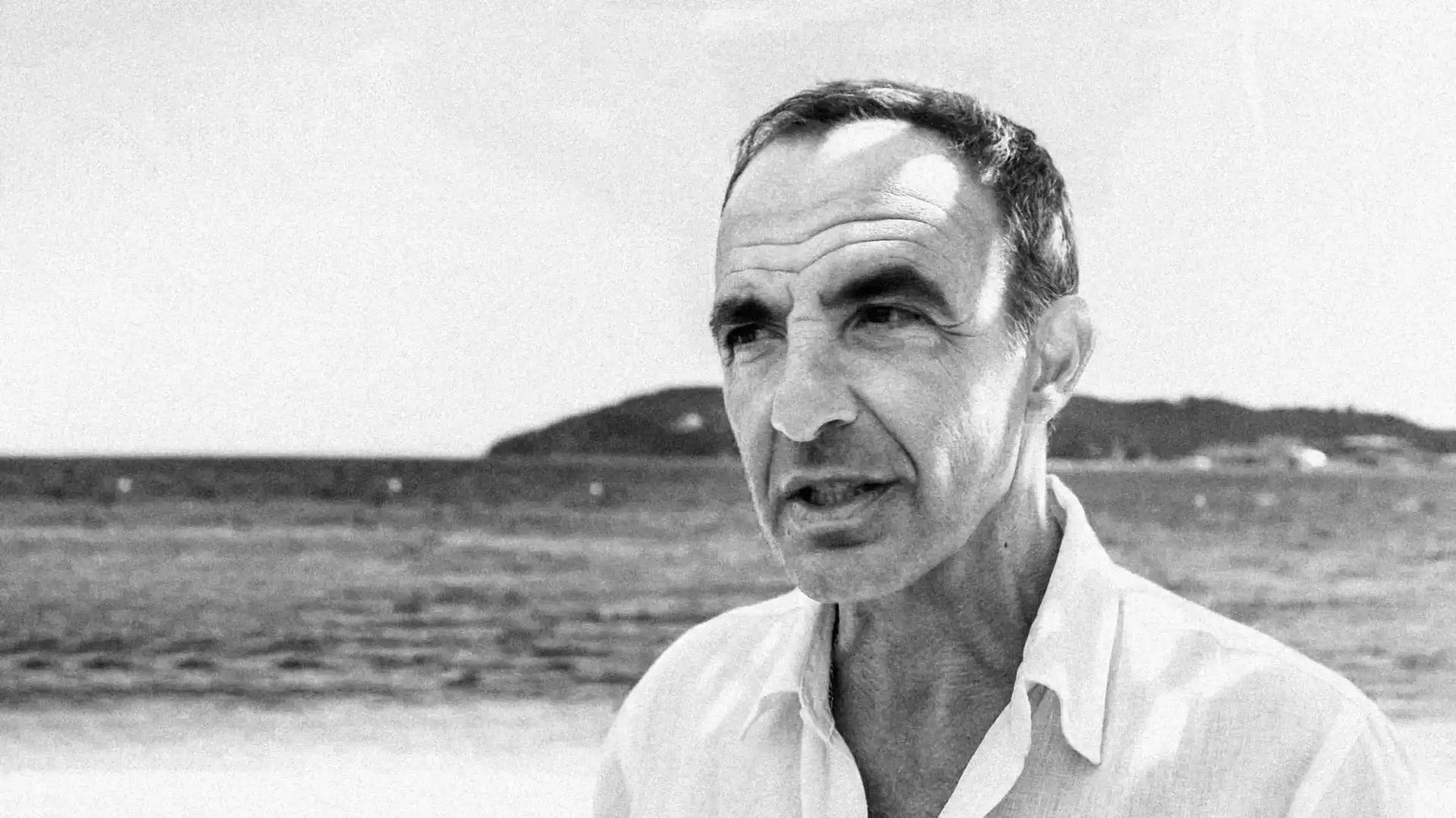 Nikos Aliagas testimonial background - George Tatakis