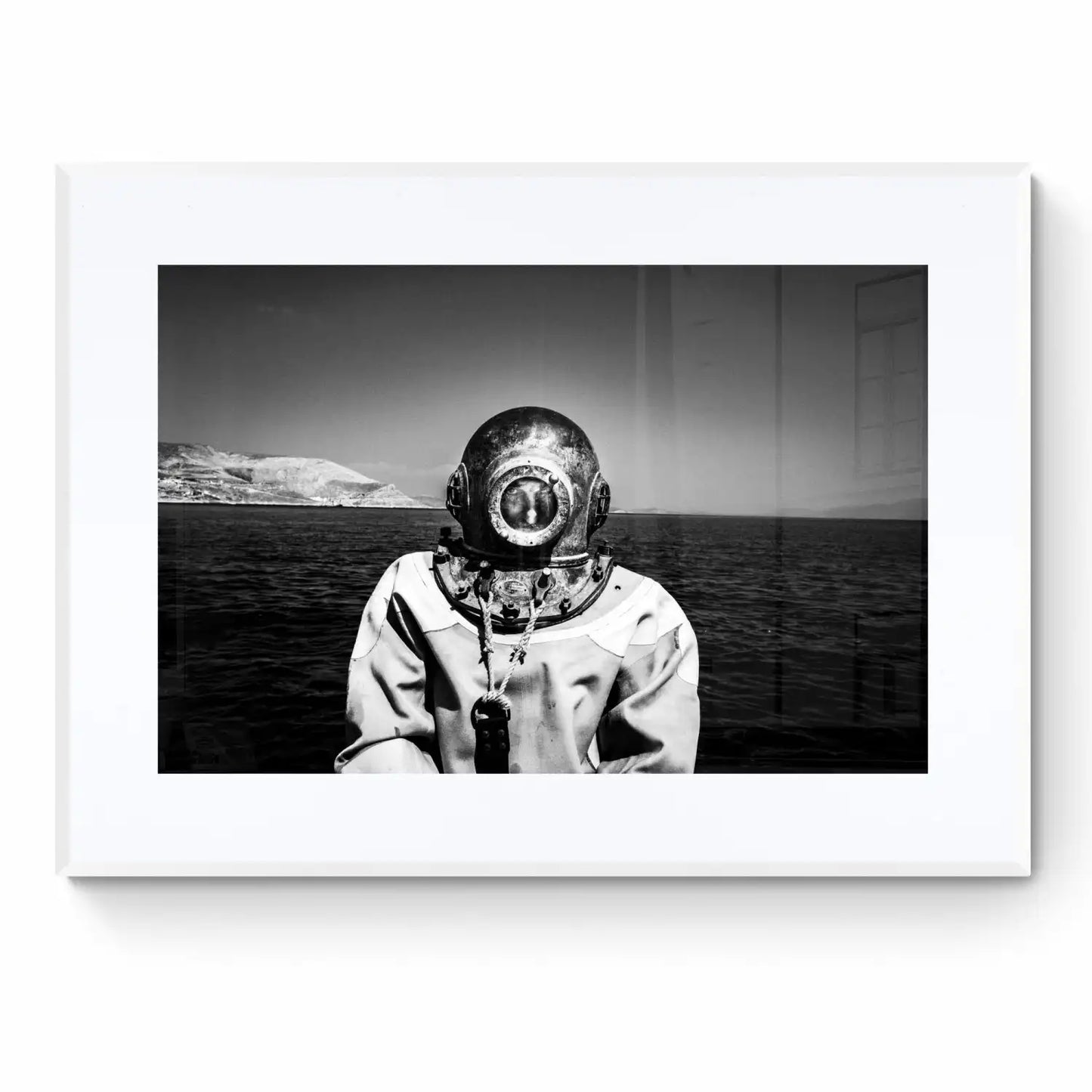 Black and White Photography Wall Art Greece | Limited Edition numbered signed. Diver in Kalymnos.